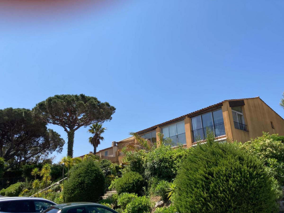 Appartement Vue Mer Golfe De Saint-Tropez Cogolin Esterno foto