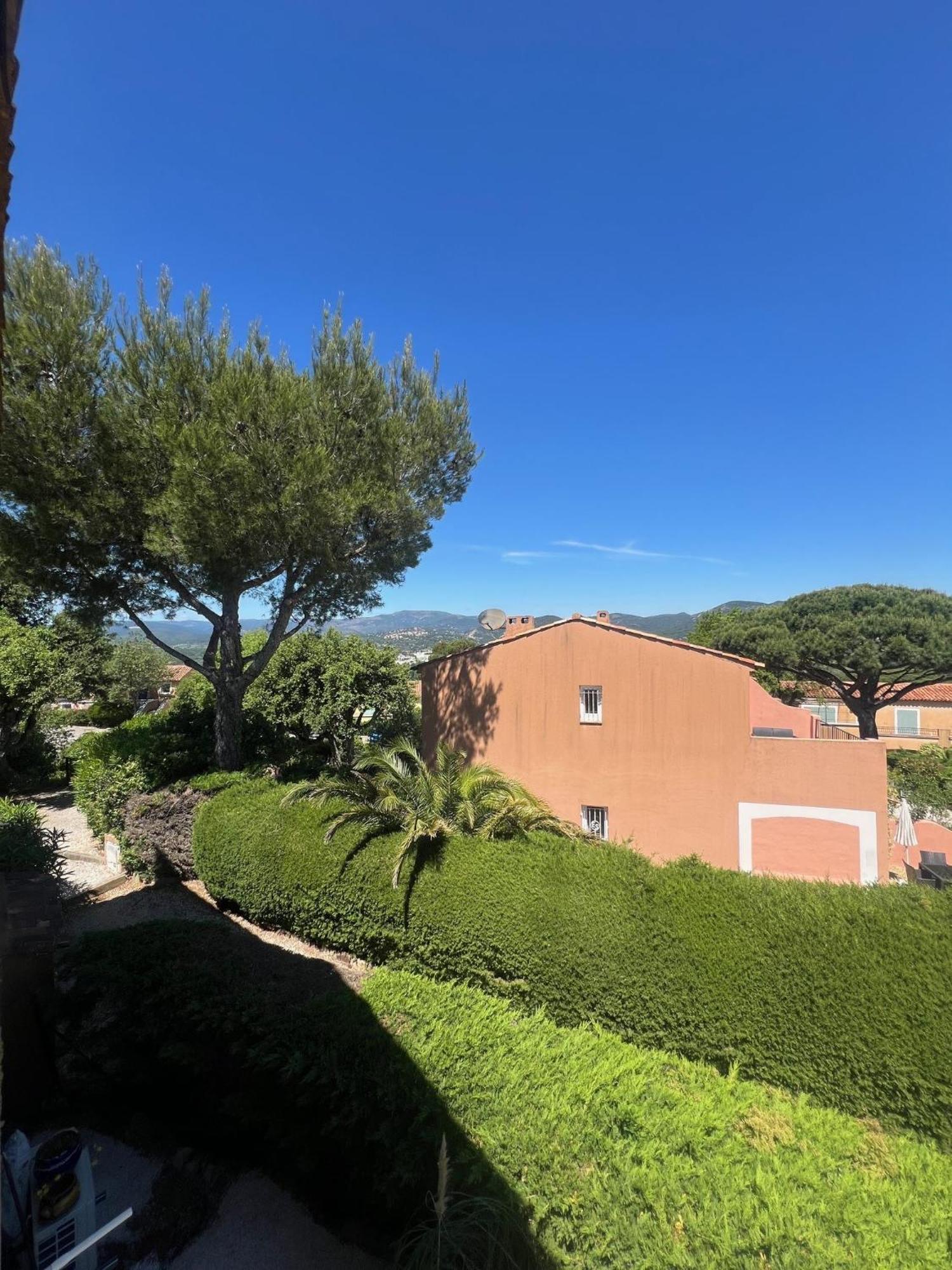 Appartement Vue Mer Golfe De Saint-Tropez Cogolin Esterno foto